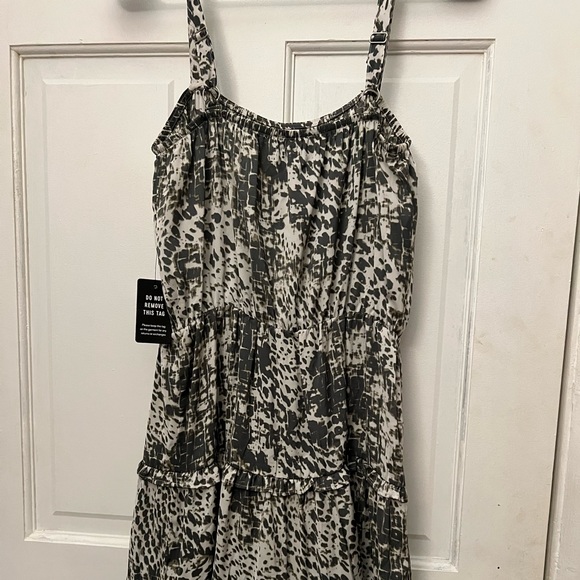 NWT Express tiered reptile summer dress - Picture 1 of 2